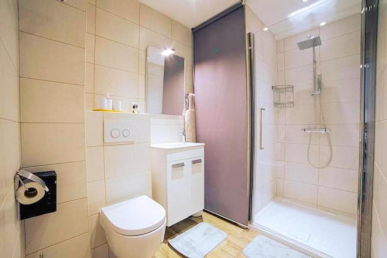 Cocoon Center - Rue D'antibes - 200m Plage- Clim - Wifi - Unique * Cannes